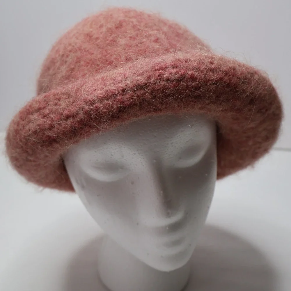 Handmade Pink Felted Fuzzy Wool Crochet Hat Bumper Brim Mod‎ Classic Luxurious